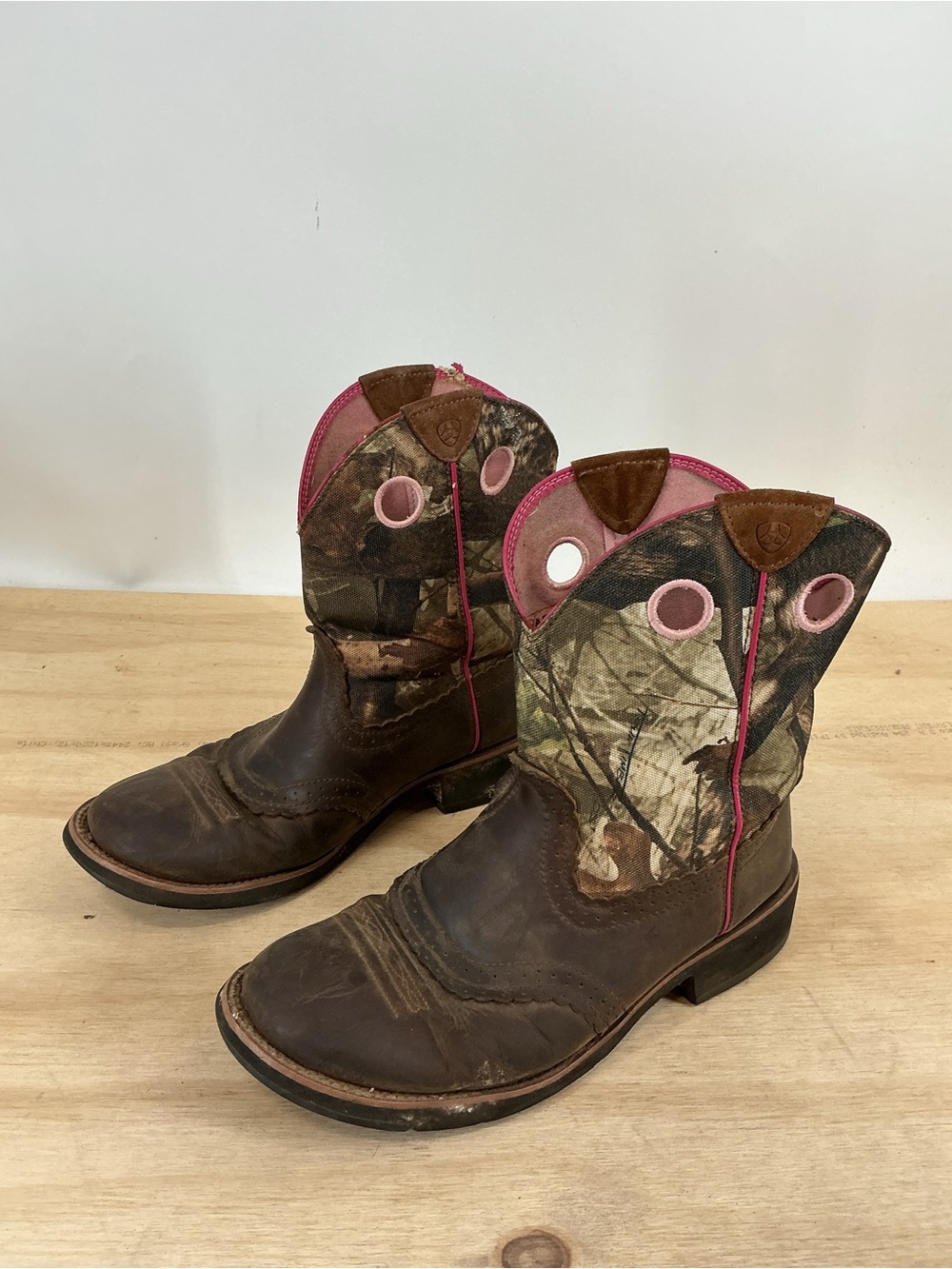 Ariat Brown Leather Boots with Pink Accents and Camo Shaft Size 12B